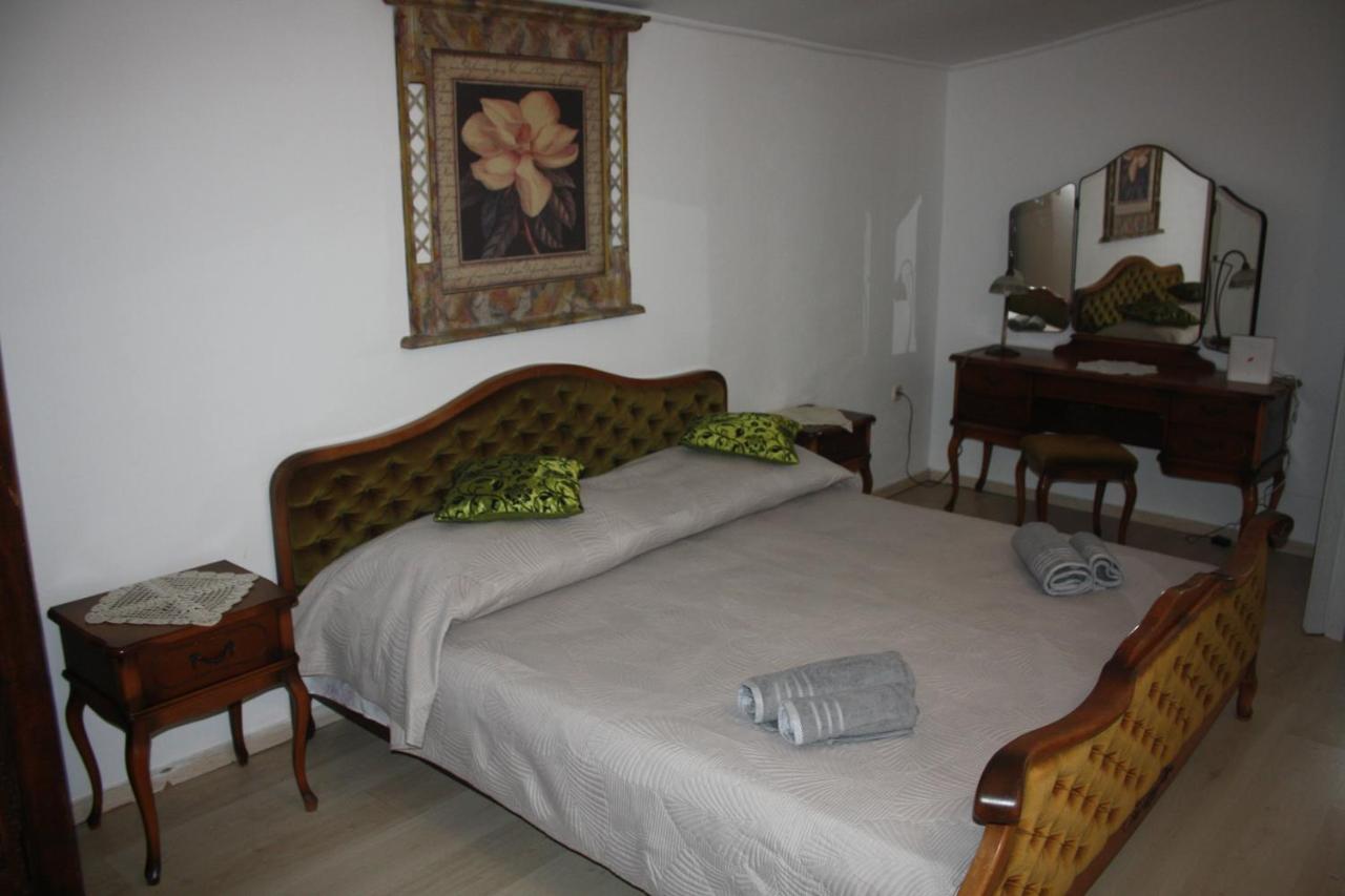 Apartamento Kuca Za Odmor Lana Kršan Exterior foto